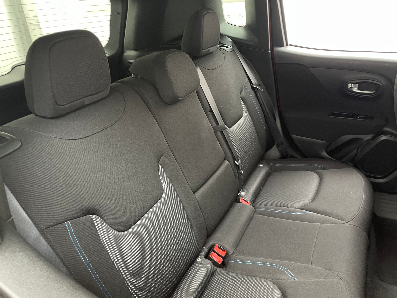 Thumbnail: 2021 Jeep Renegade - 6