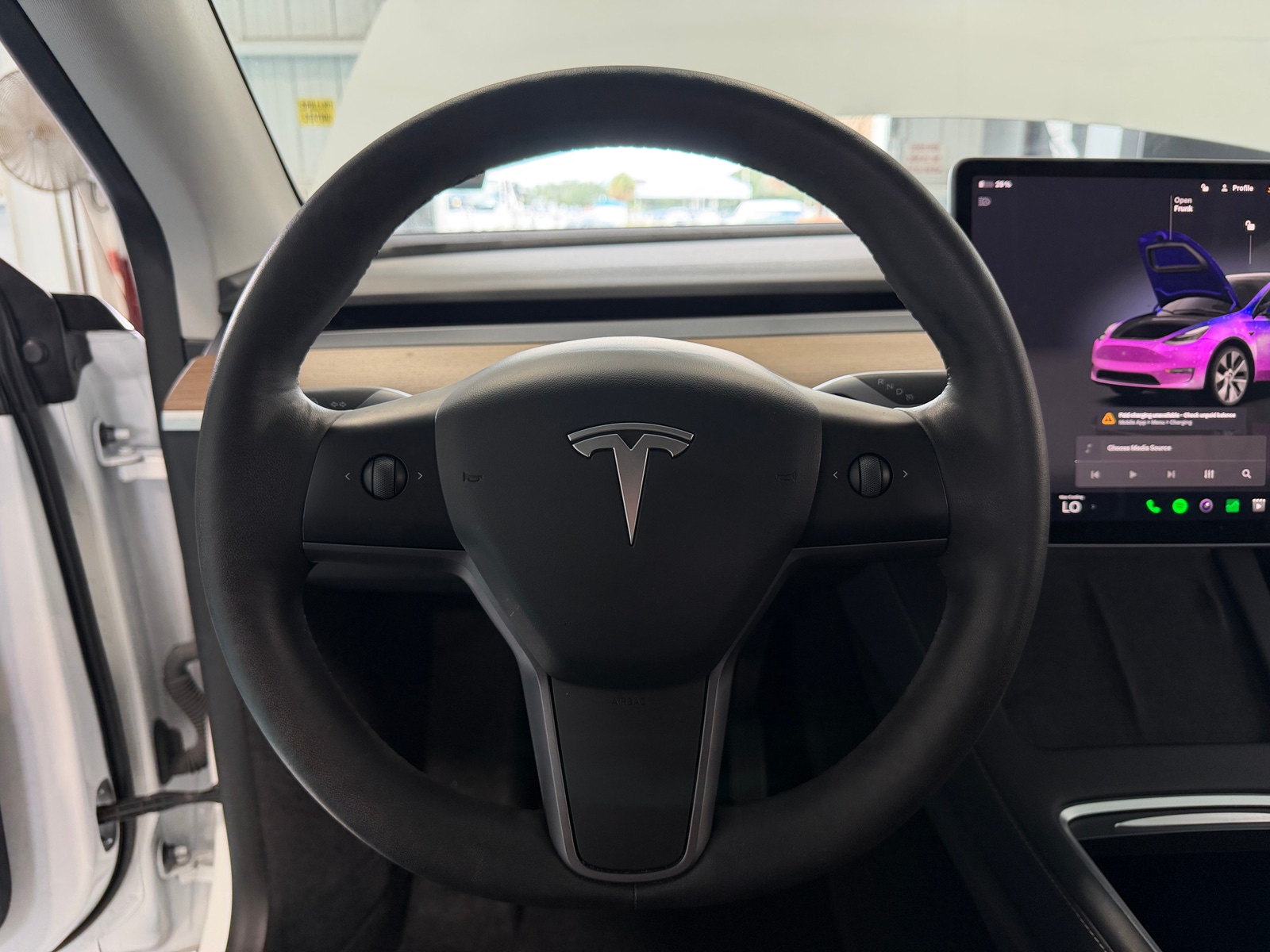 Thumbnail: 2023 Tesla Model Y - 4