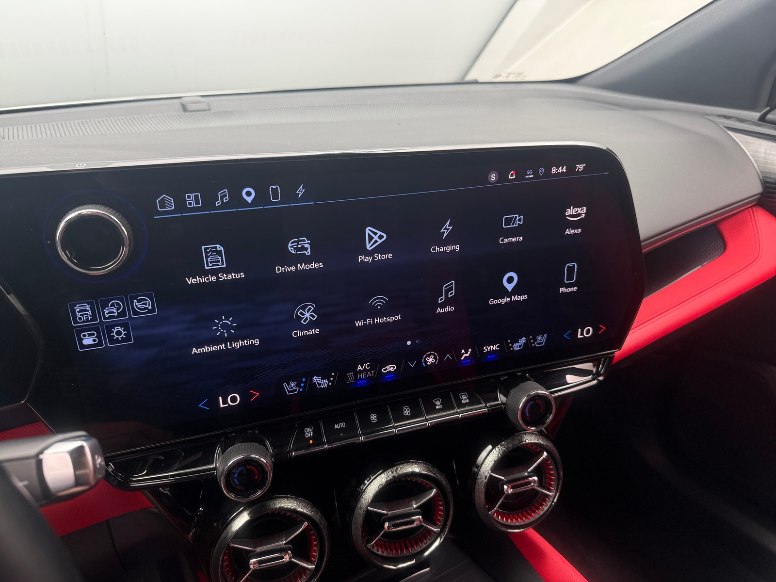 Thumbnail: 2024 Chevrolet Blazer EV - 3