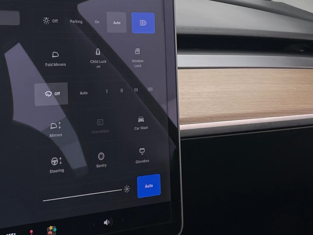 Thumbnail: 2020 Tesla Model 3 - 3