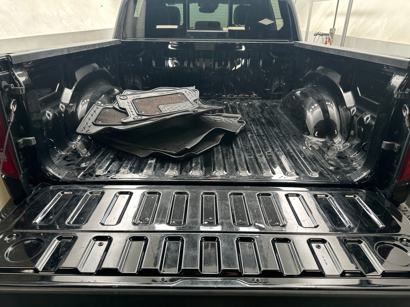 Thumbnail: 2022 RAM 1500 - 6