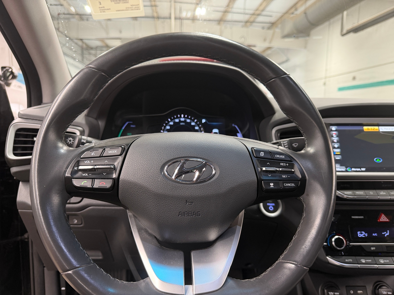 Thumbnail: 2019 Hyundai Ioniq - 4