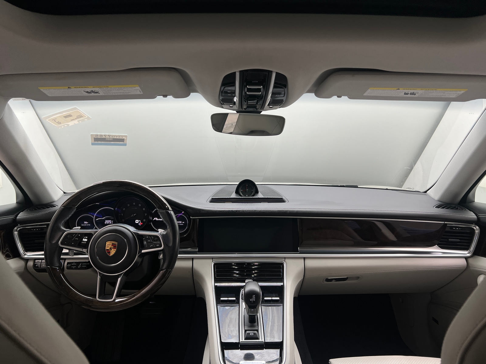 Thumbnail: 2017 Porsche Panamera - 2