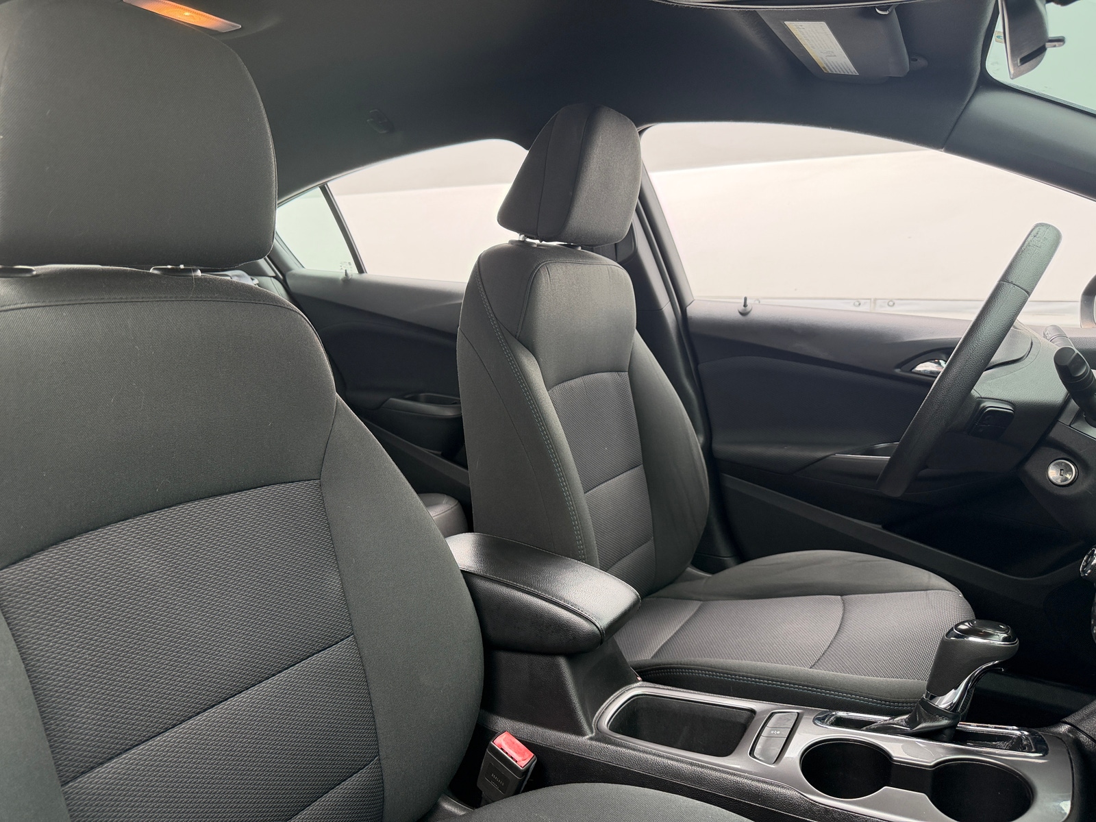 Thumbnail: 2017 Chevrolet Cruze - 2