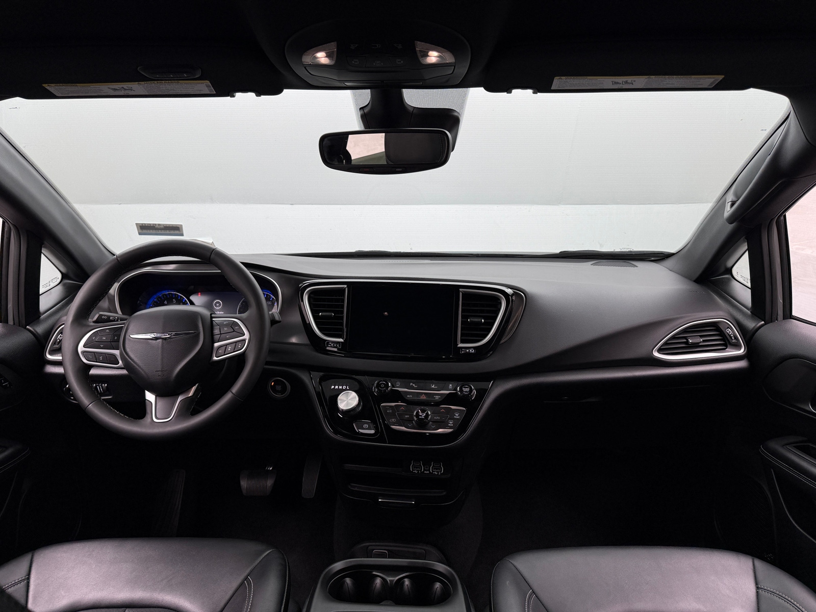 Thumbnail: 2025 Chrysler Pacifica - 2