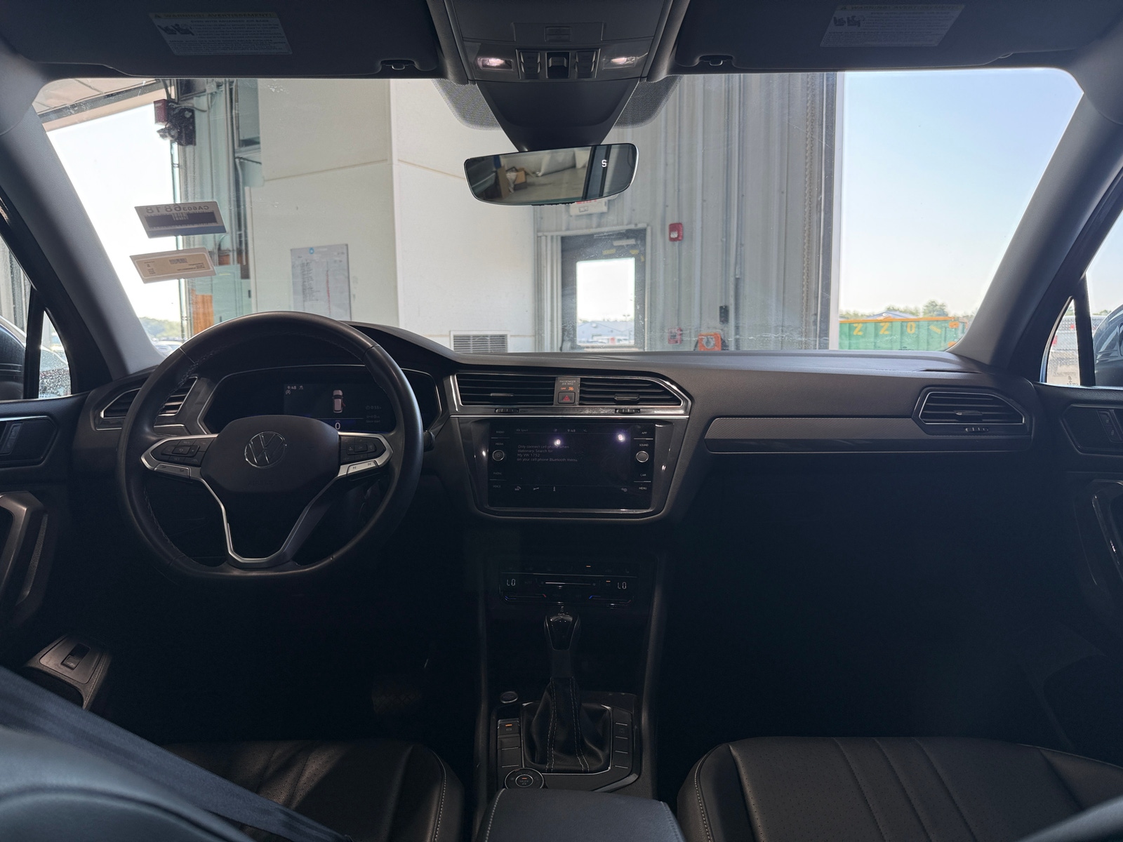Thumbnail: 2022 Volkswagen Tiguan - 2