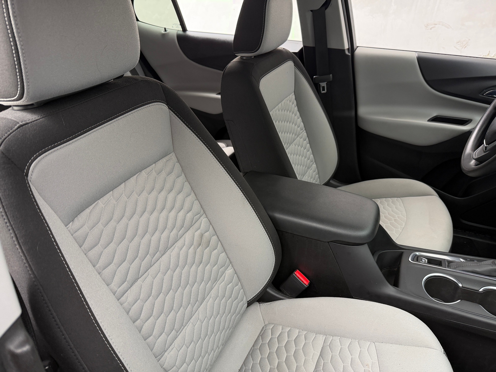 Thumbnail: 2021 Chevrolet Equinox - 2