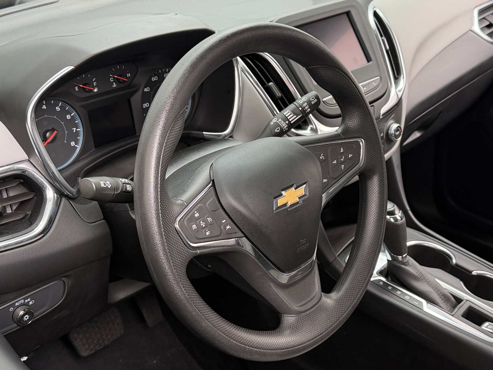 Thumbnail: 2021 Chevrolet Equinox - 5