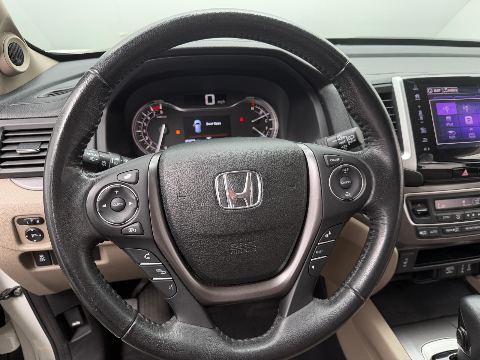 Thumbnail: 2018 Honda Pilot - 4