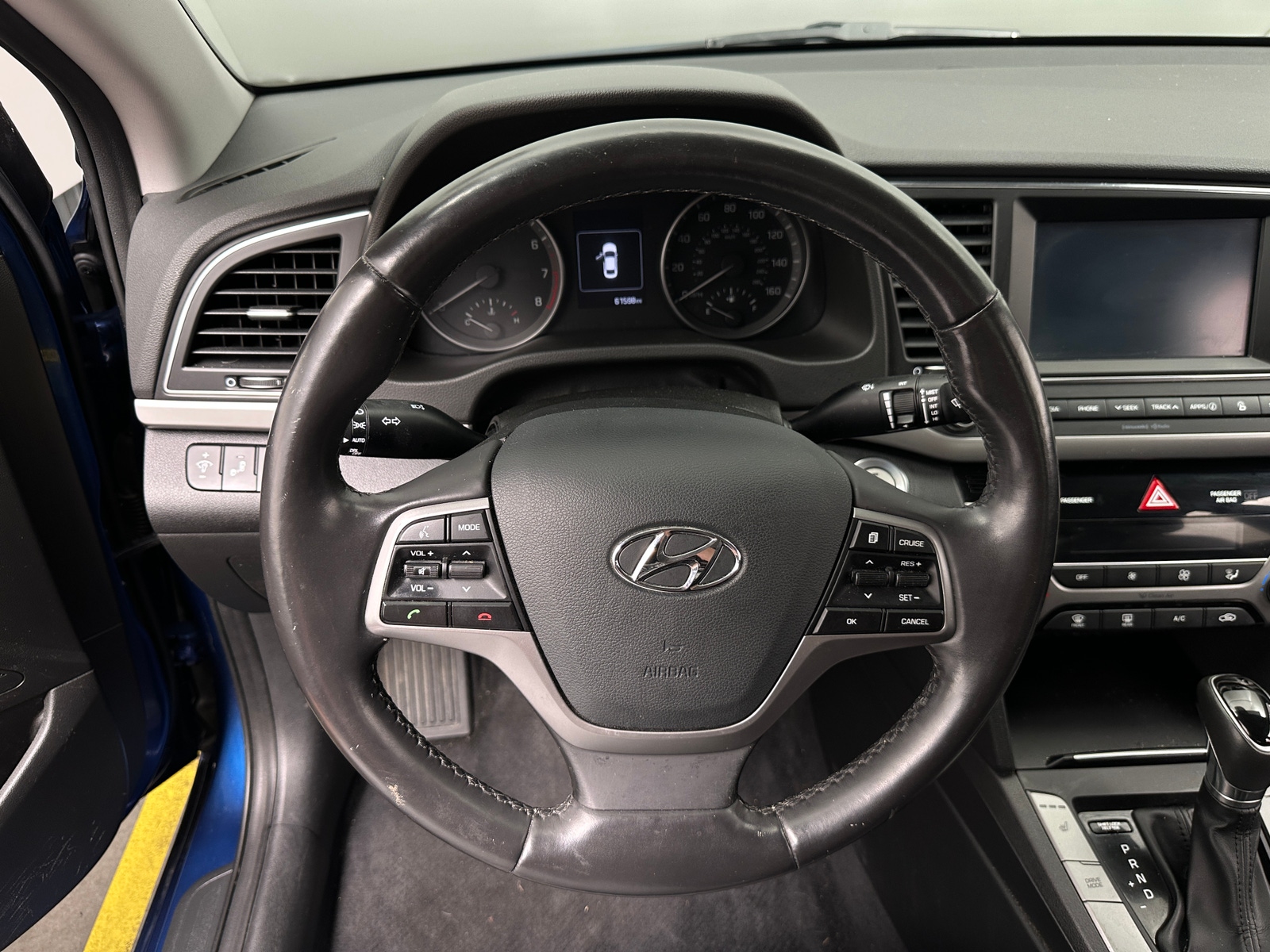 Thumbnail: 2017 Hyundai Elantra - 4