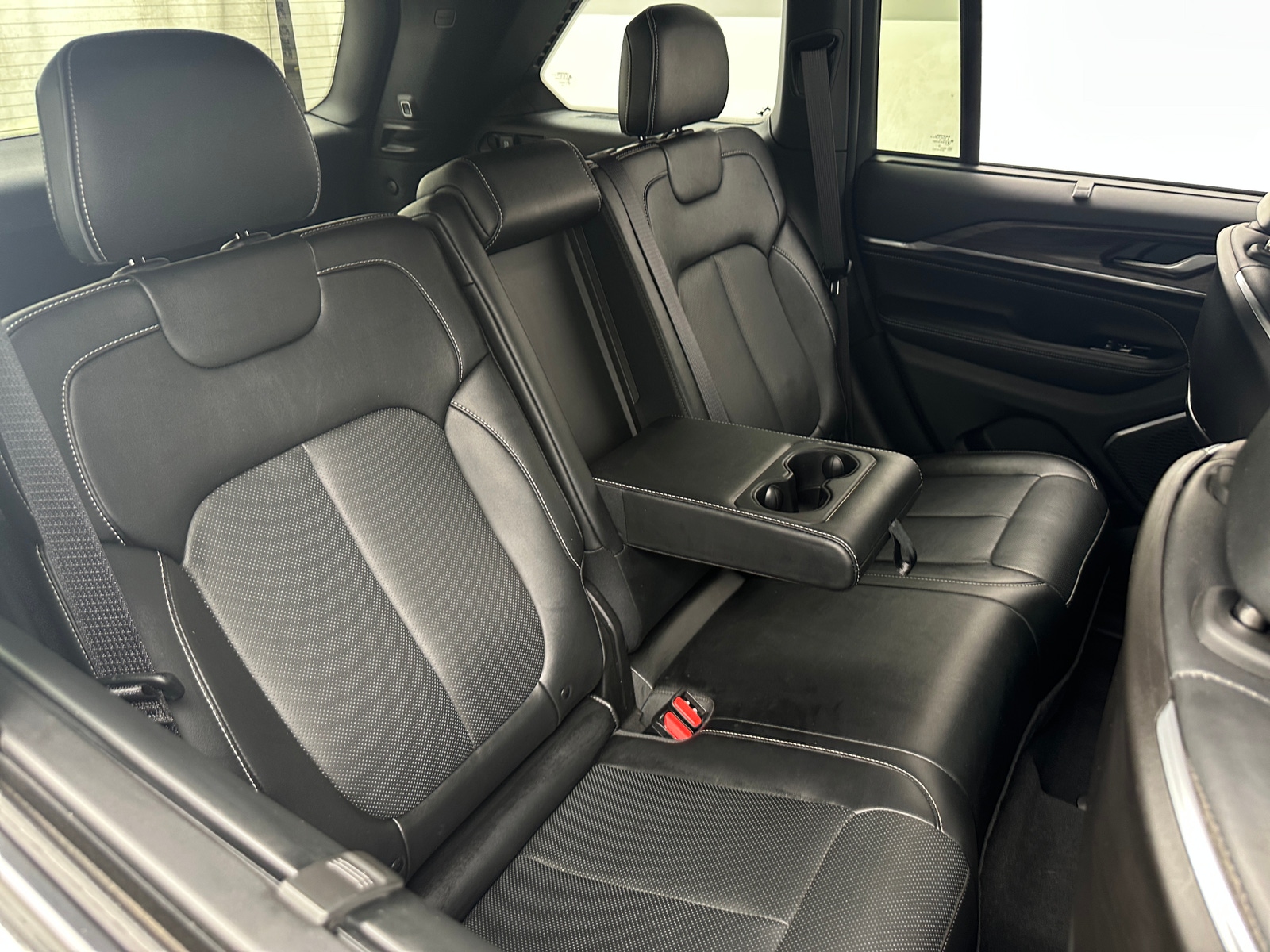 Thumbnail: 2023 Jeep Grand Cherokee - 5