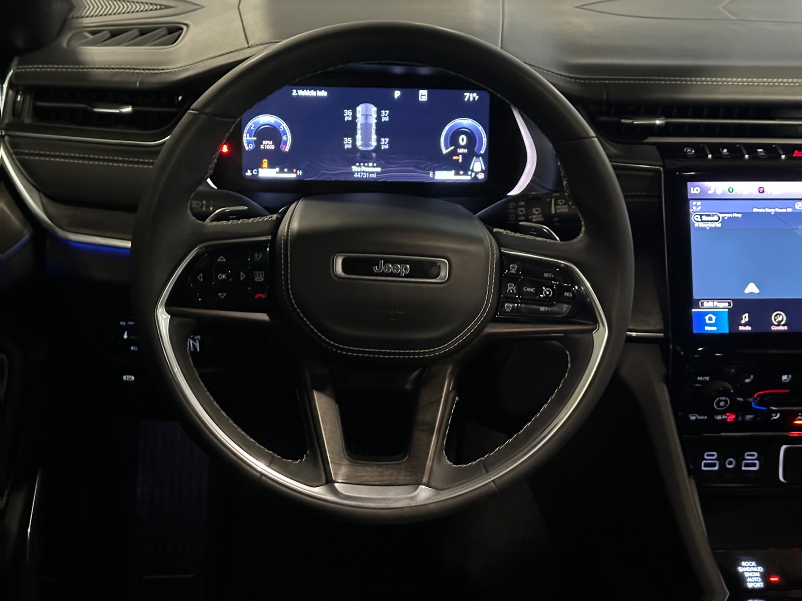 Thumbnail: 2023 Jeep Grand Cherokee - 4