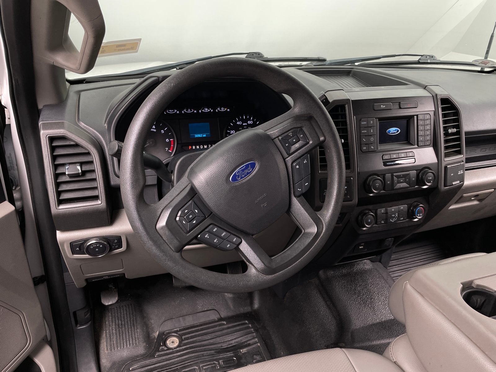 Thumbnail: 2022 Ford Econoline - 5
