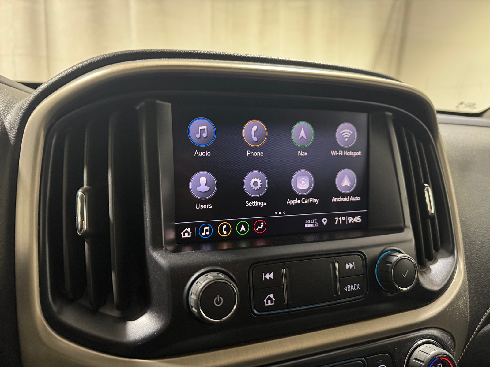 Thumbnail: 2020 GMC Canyon - 3