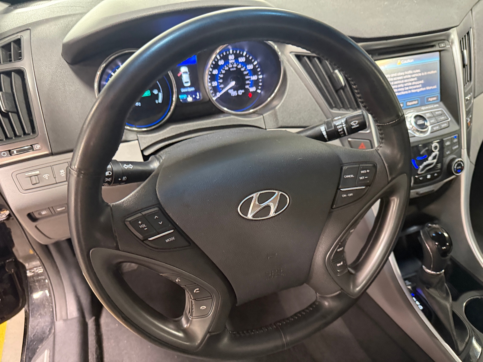 Thumbnail: 2013 Hyundai Sonata - 4