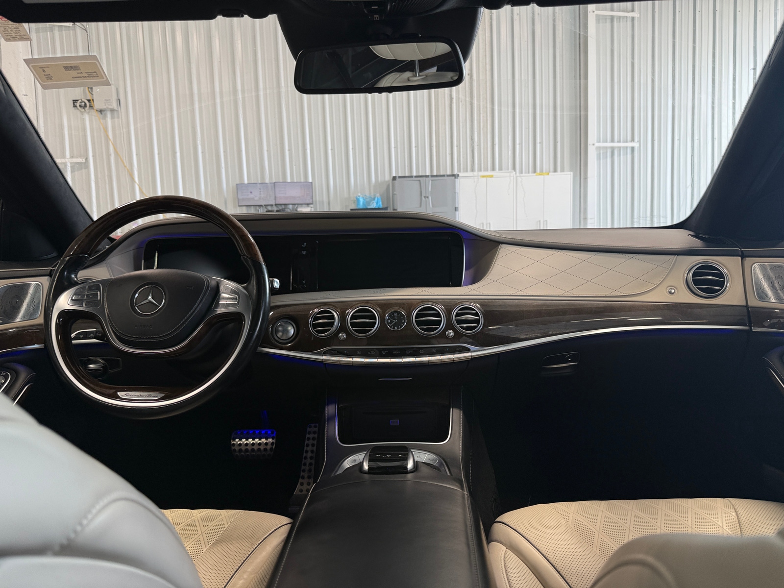 Thumbnail: 2015 Mercedes-Benz S-Class - 2