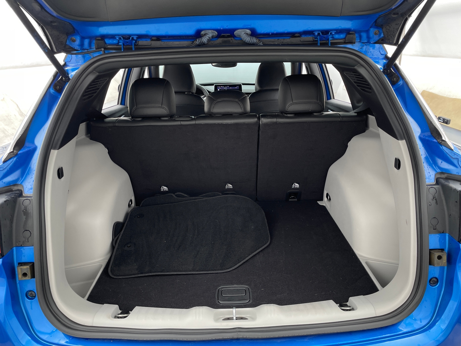 Thumbnail: 2023 Jeep Compass - 6
