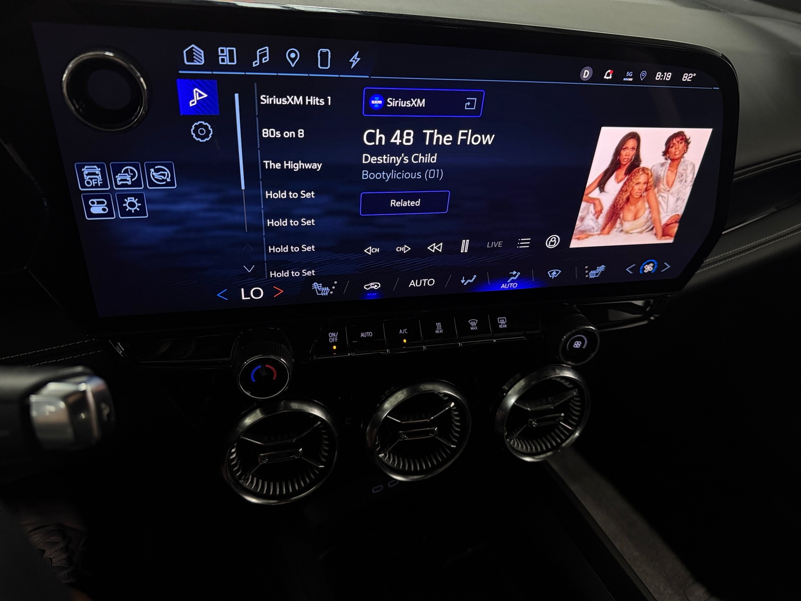 Thumbnail: 2024 Chevrolet Blazer EV - 3