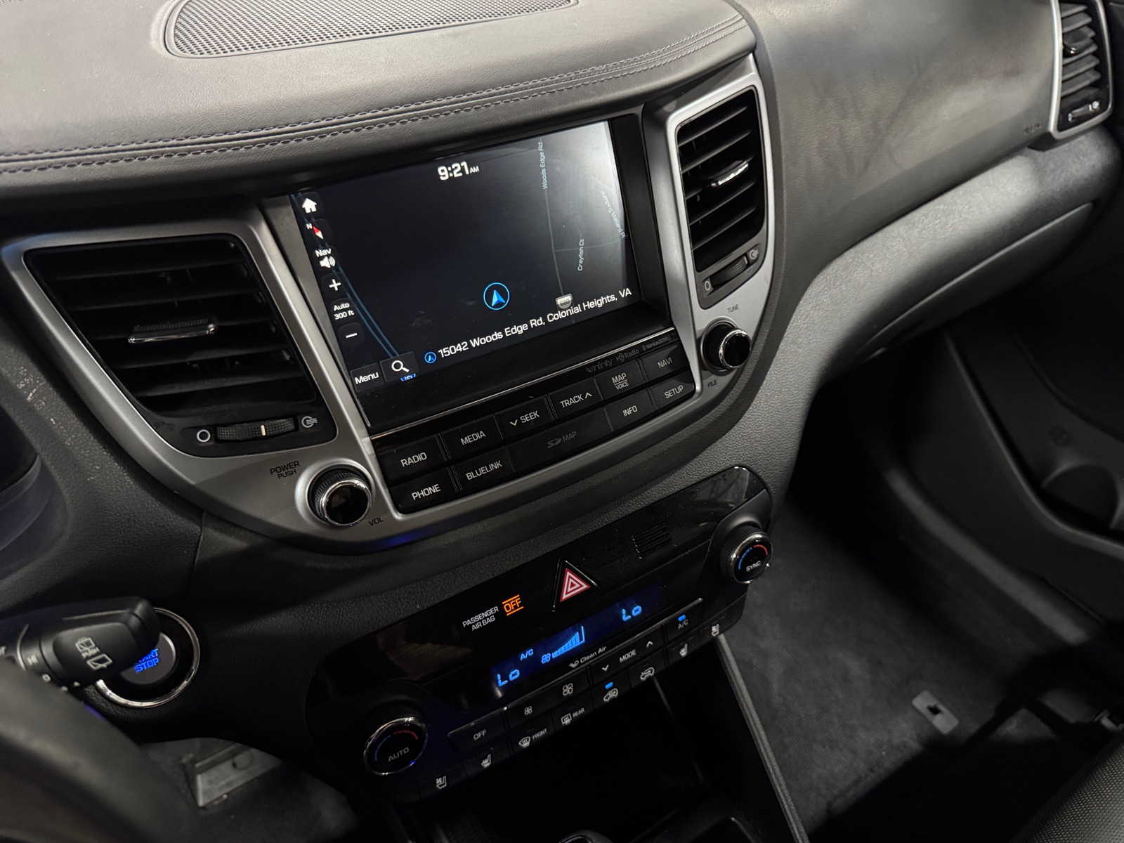 Thumbnail: 2017 Hyundai Tucson - 4