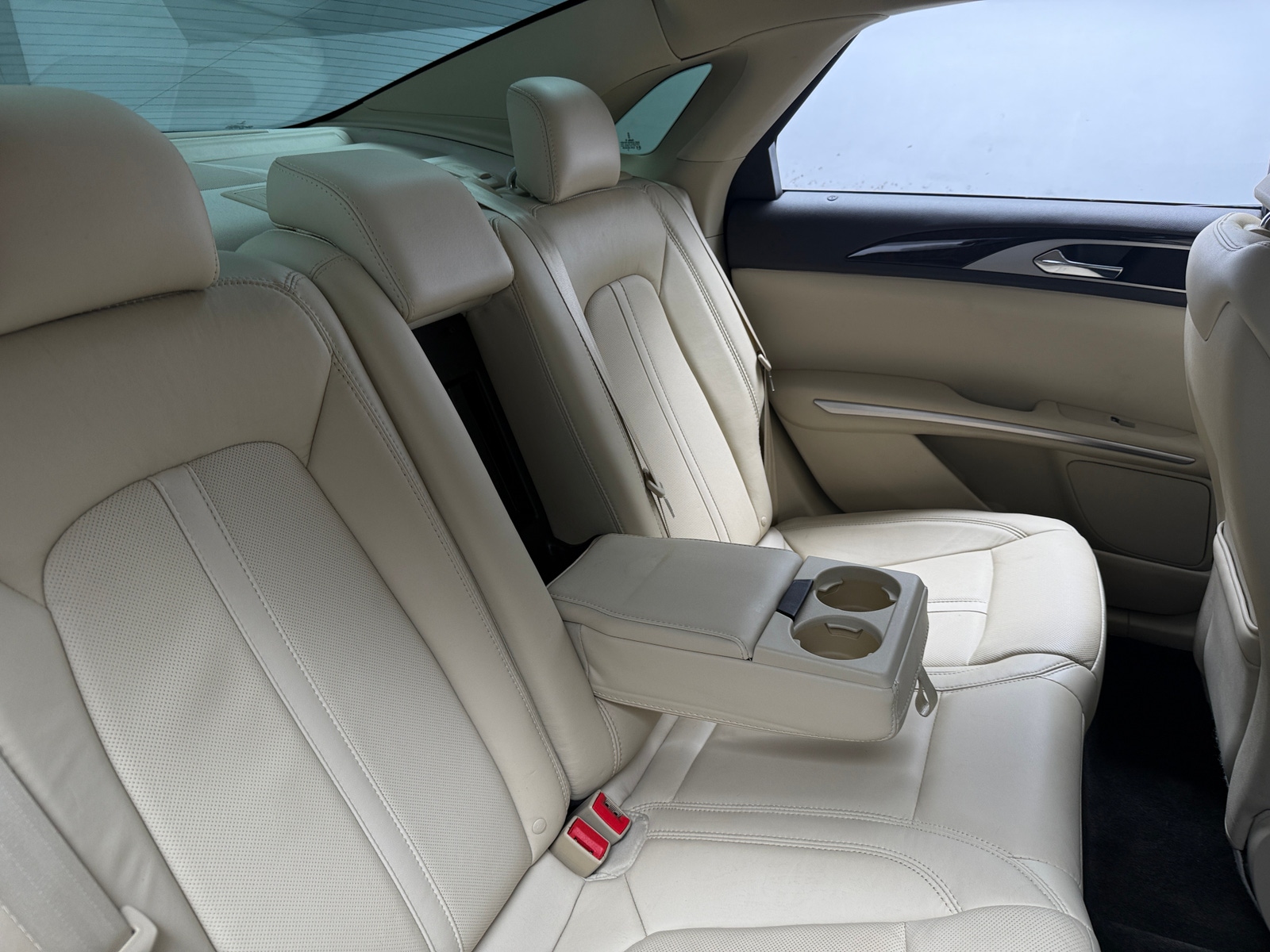 Thumbnail: 2014 Lincoln MKZ - 5