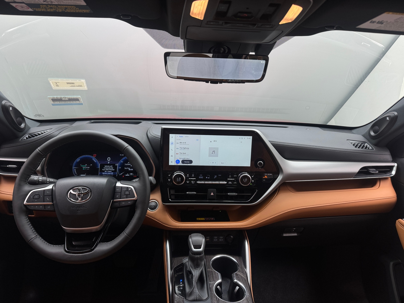 Thumbnail: 2025 Toyota Highlander - 2