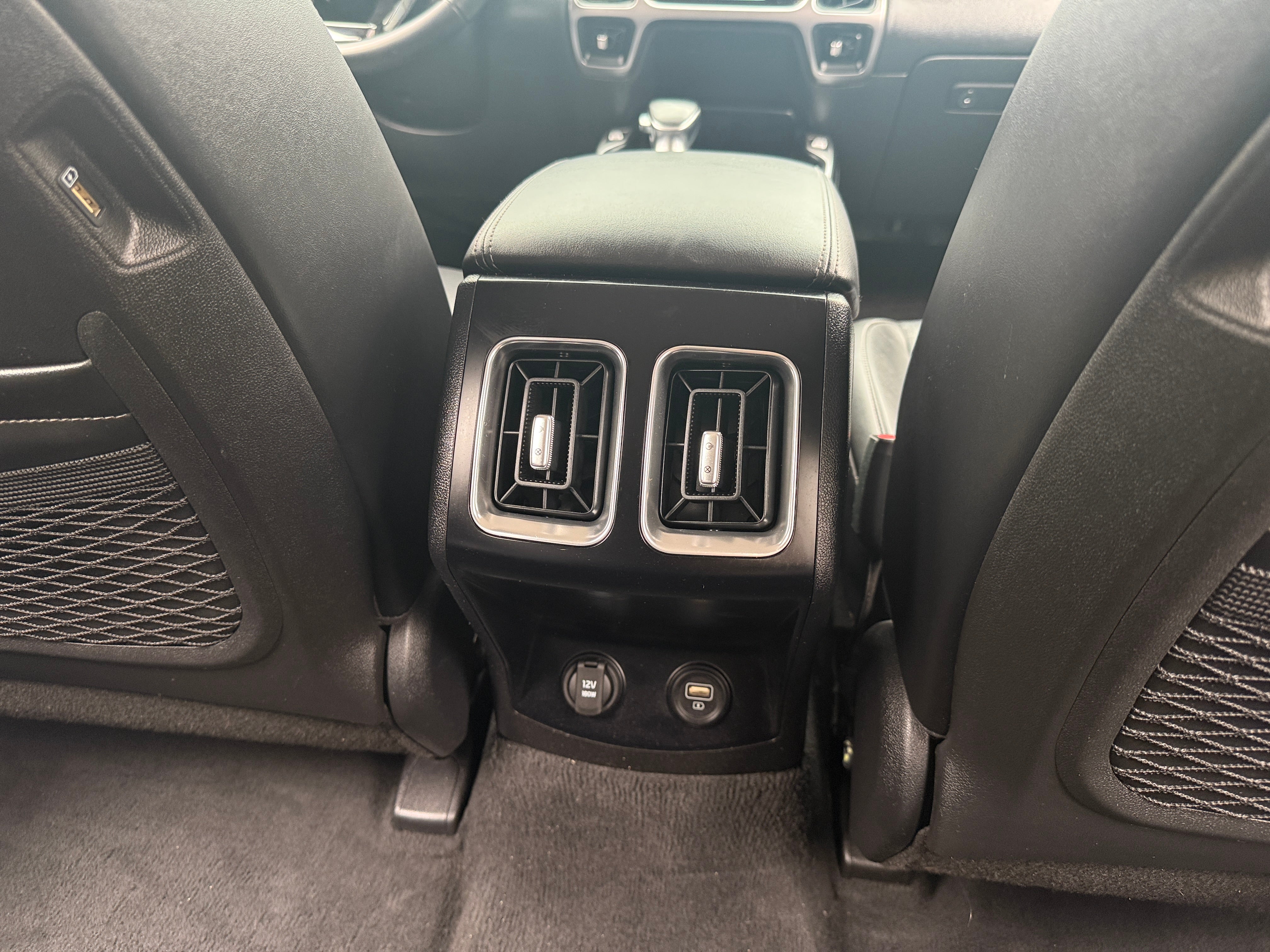 2022 Kia Sorento X-Line S - Photo 6