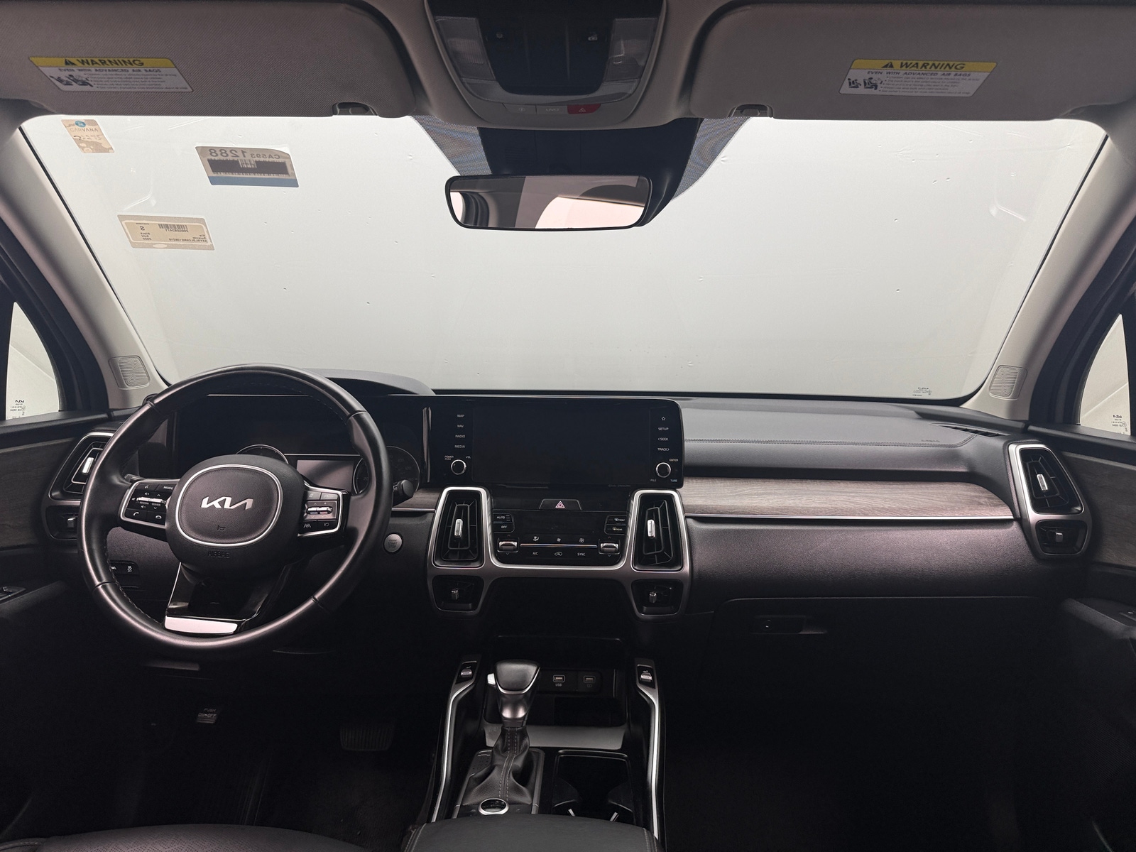 Thumbnail: 2022 Kia Sorento - 2