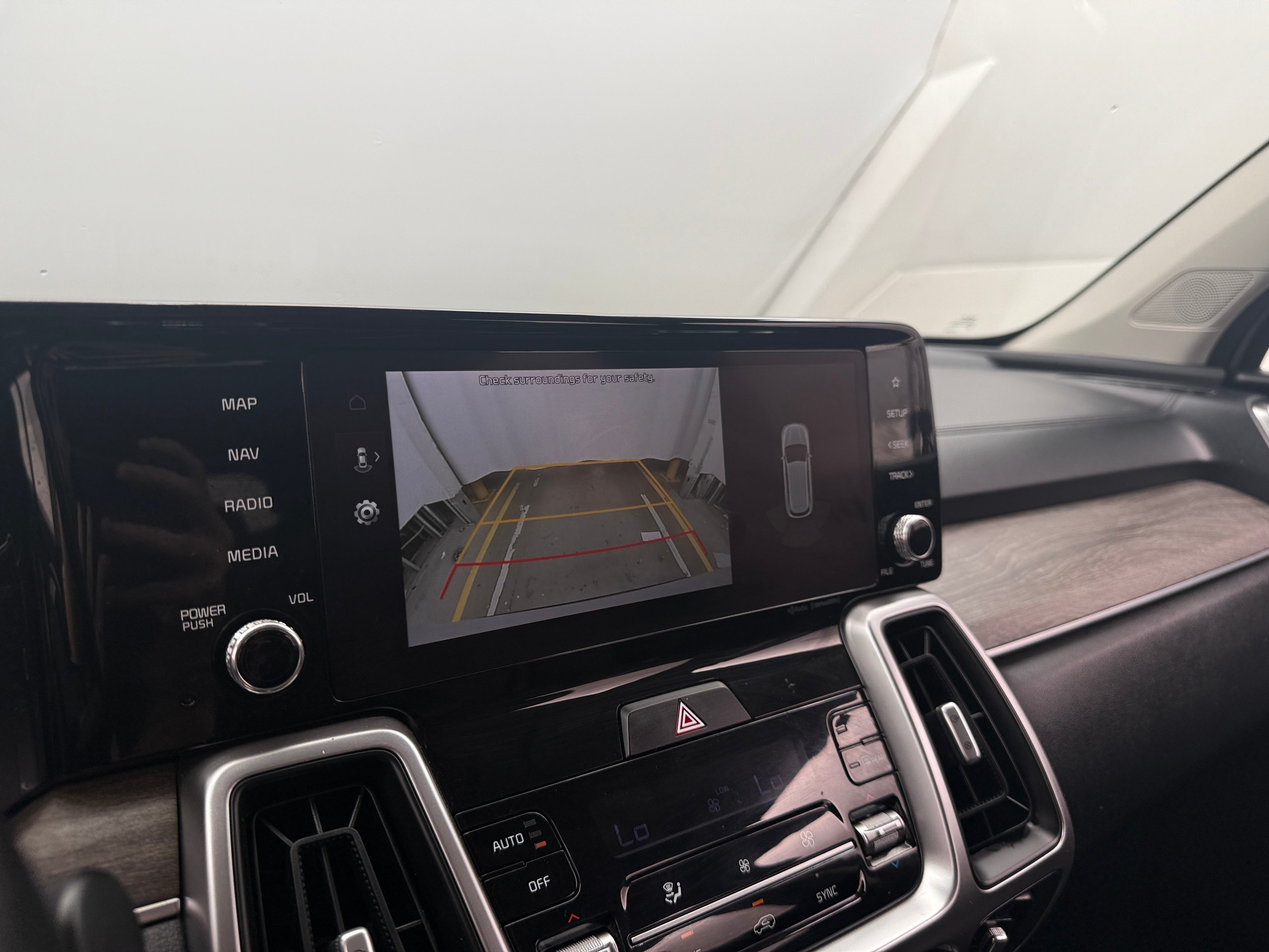 2022 Kia Sorento X-Line S - Photo 19