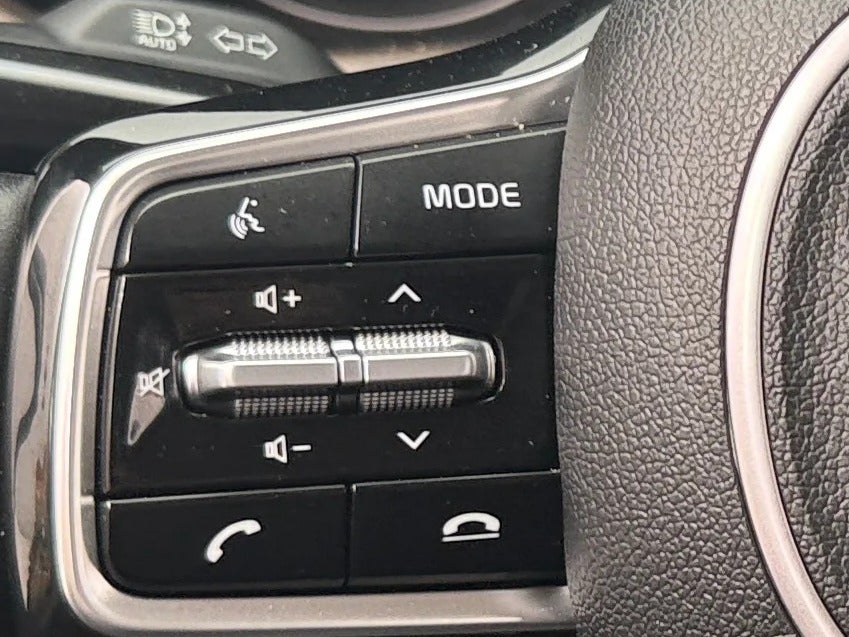 2022 Kia Sorento X-Line S - Photo 13