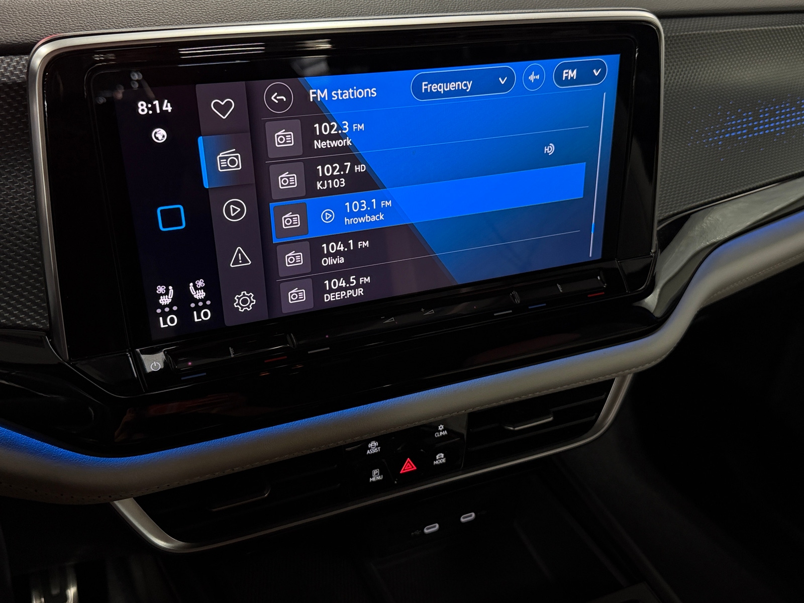 Thumbnail: 2024 Volkswagen Atlas - 3