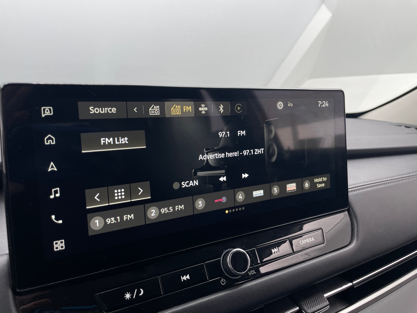 Thumbnail: 2025 Mitsubishi Outlander - 4