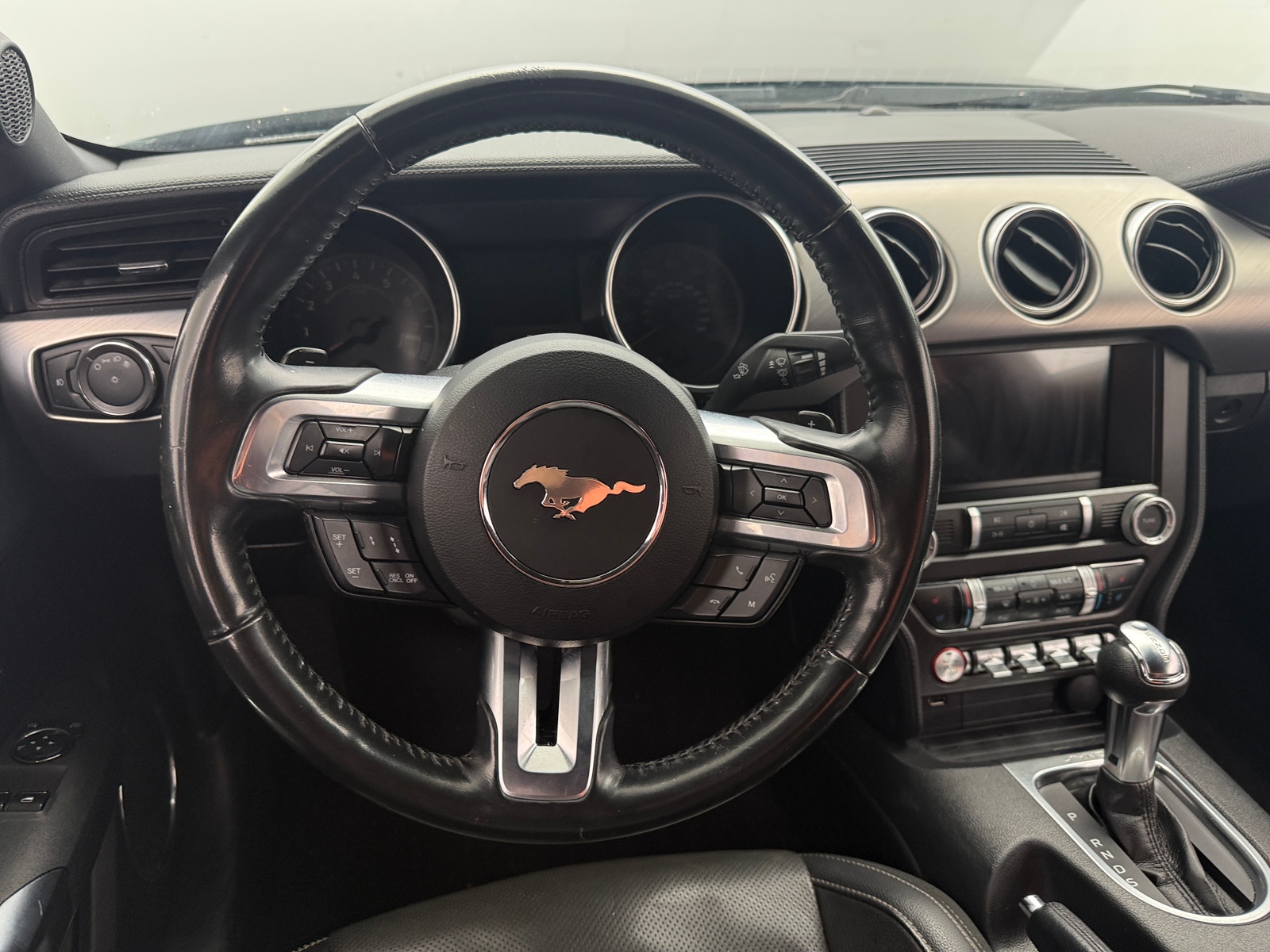 Thumbnail: 2022 Ford Mustang - 3