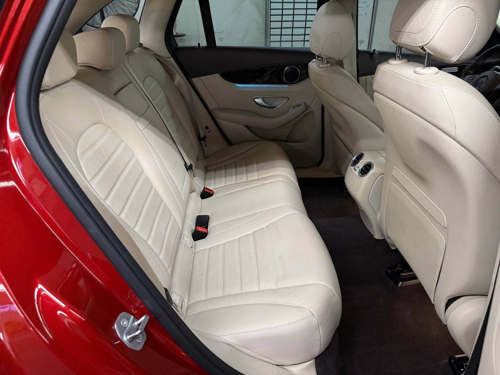 Thumbnail: 2016 Mercedes-Benz GLC - 5