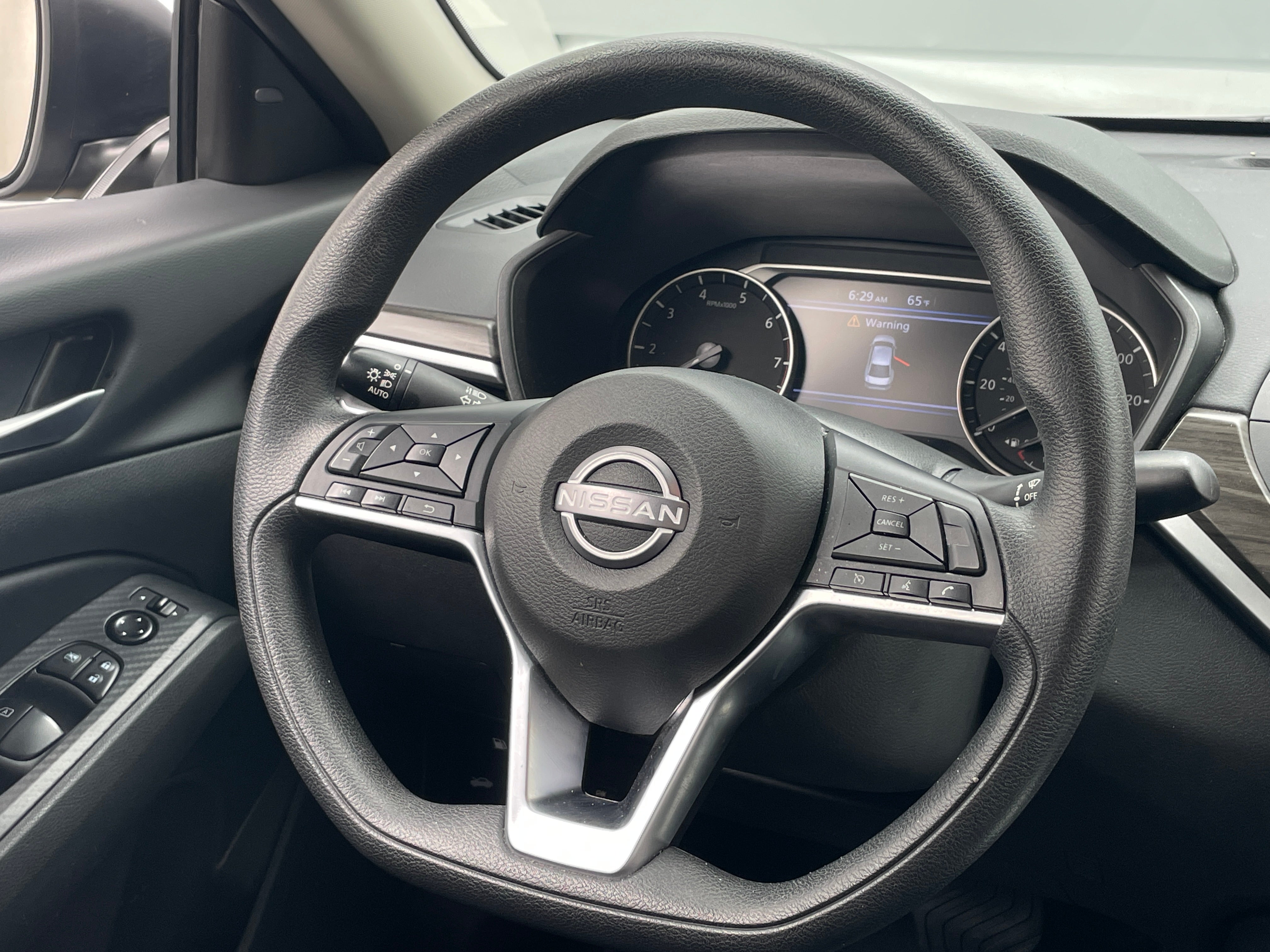 2025 Nissan Altima SV - Photo 6