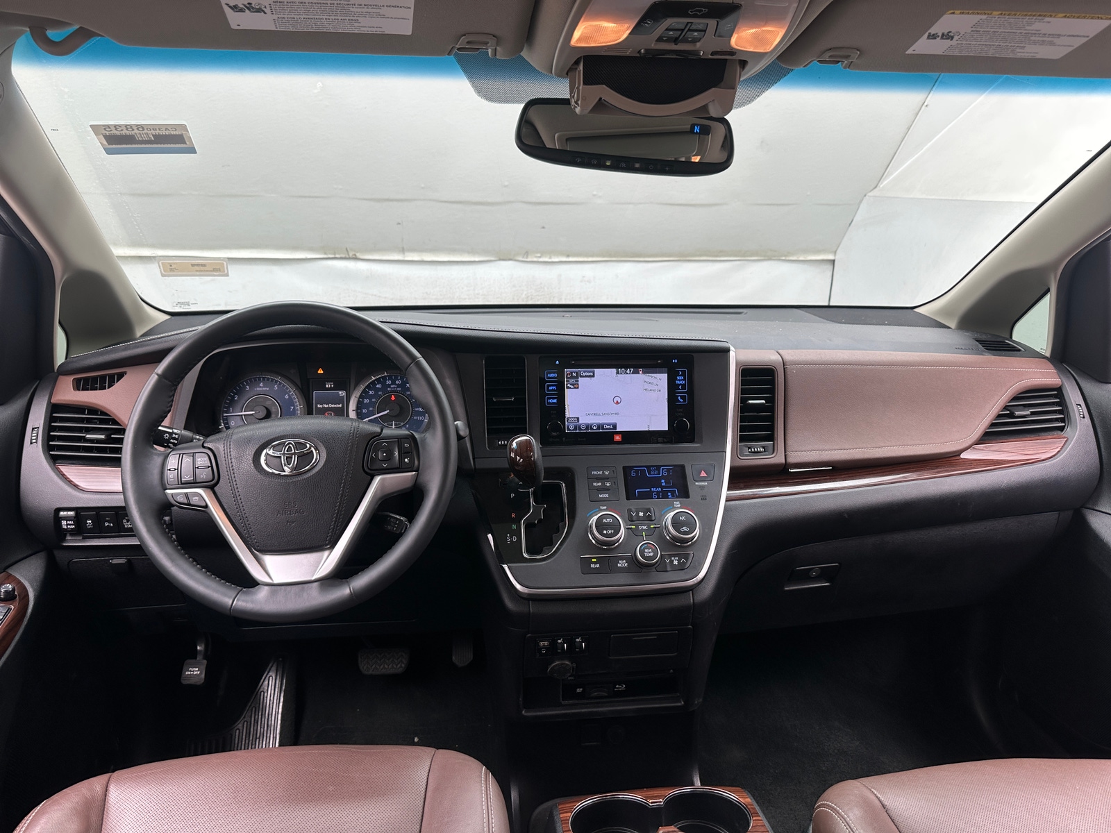 Thumbnail: 2016 Toyota Sienna - 2