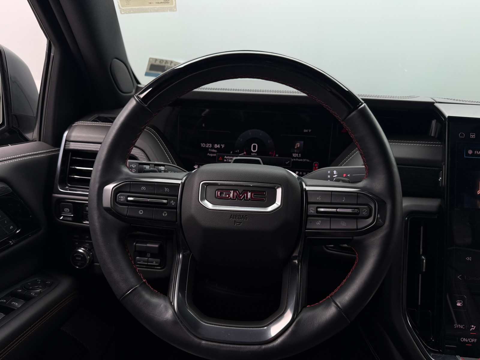 Thumbnail: 2025 GMC Yukon - 4