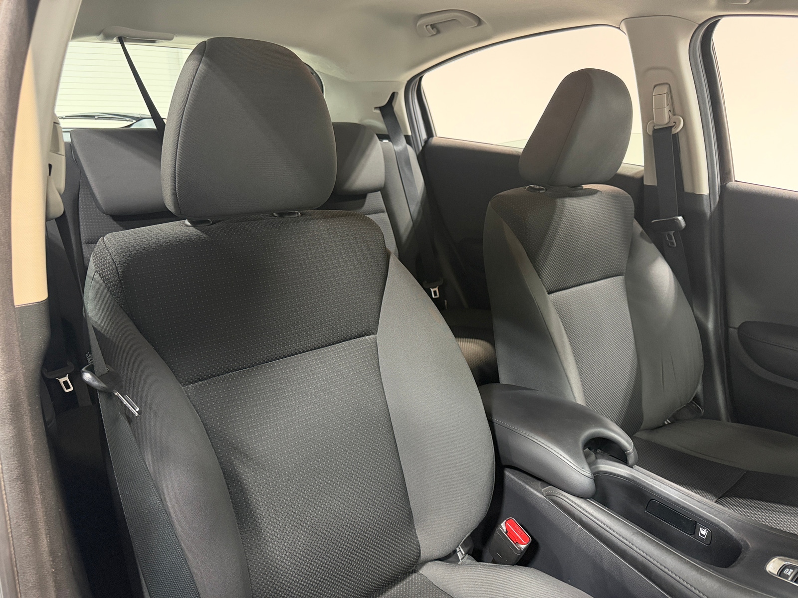 Thumbnail: 2020 Honda HR-V - 2