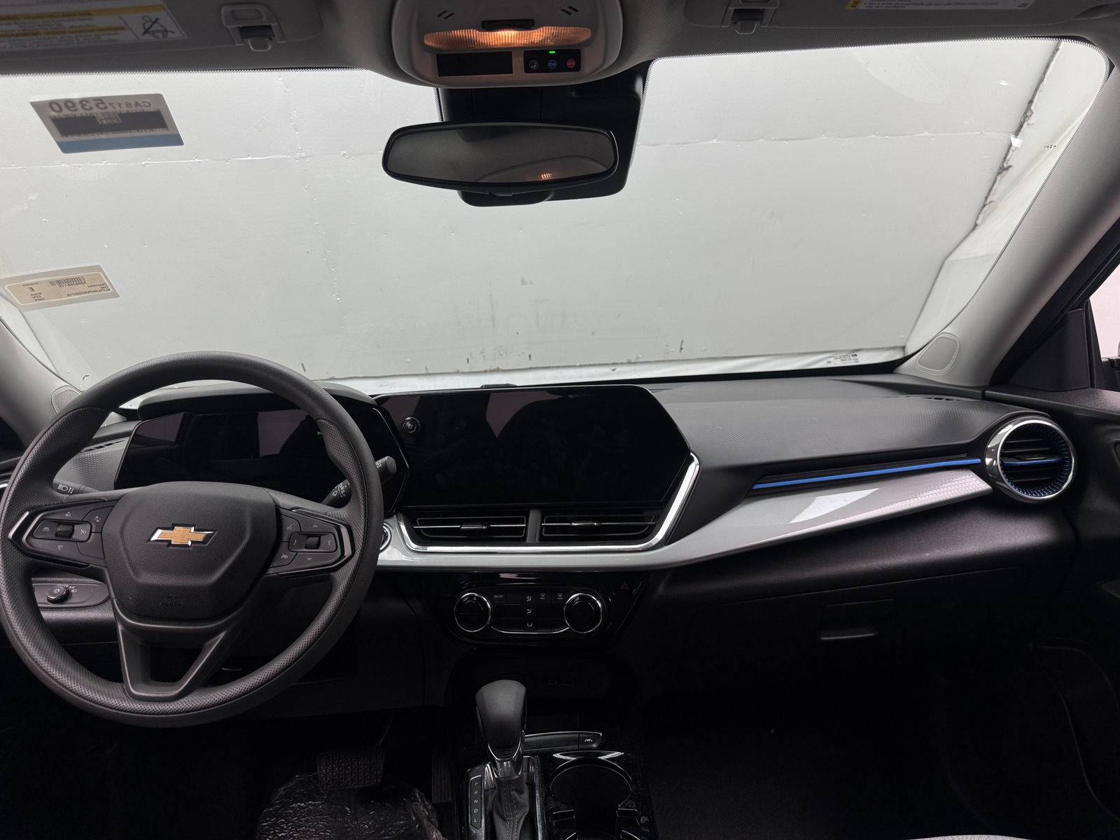 Thumbnail: 2025 Chevrolet Trax - 2