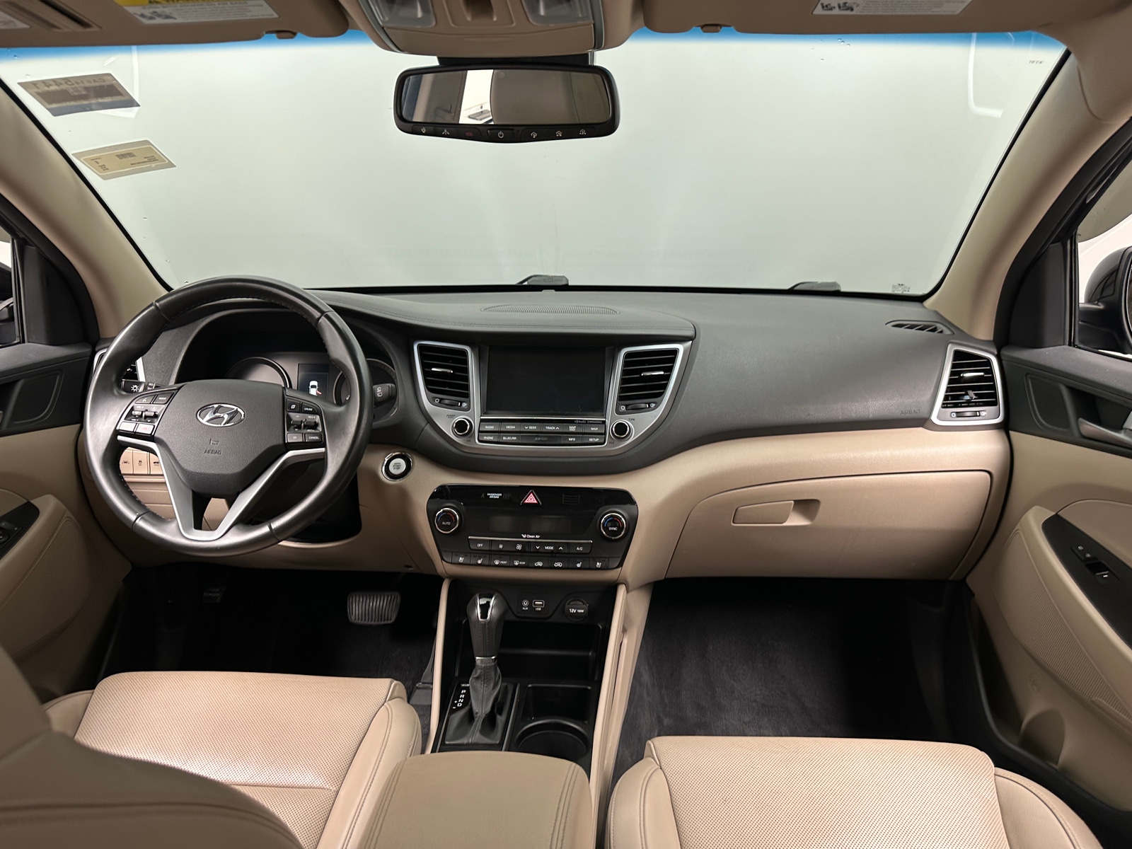 Thumbnail: 2016 Hyundai Tucson - 3