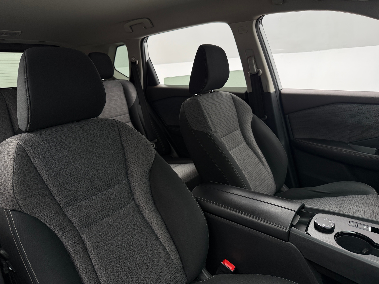 Thumbnail: 2021 Nissan Rogue - 2