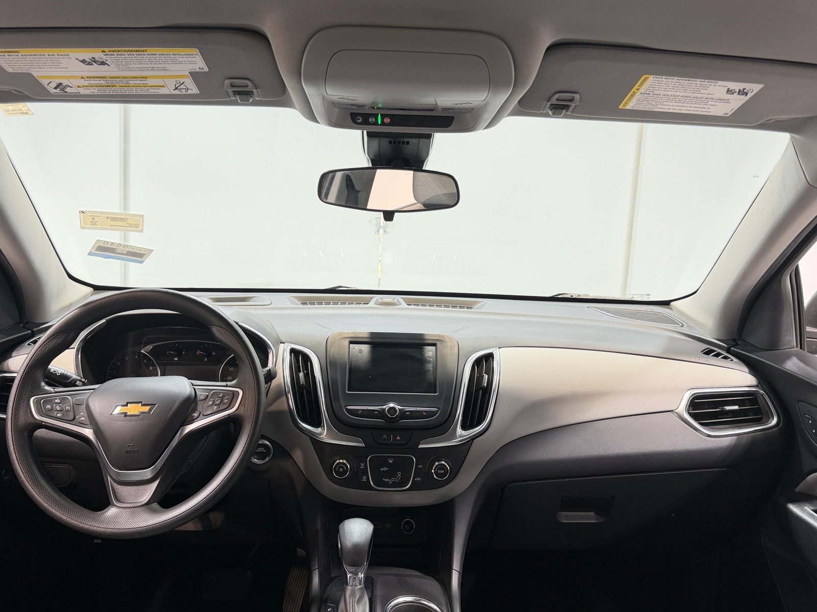 Thumbnail: 2022 Chevrolet Equinox - 3