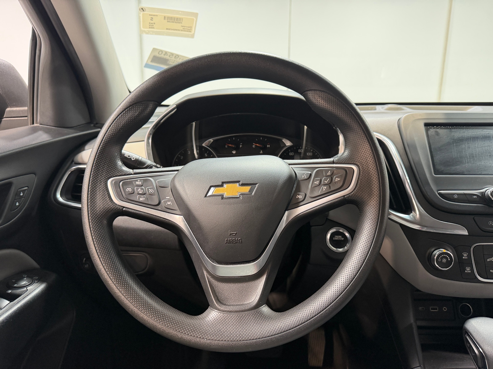 Thumbnail: 2022 Chevrolet Equinox - 5