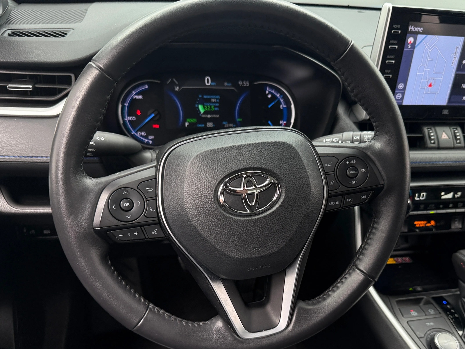 Thumbnail: 2022 Toyota RAV4 - 4