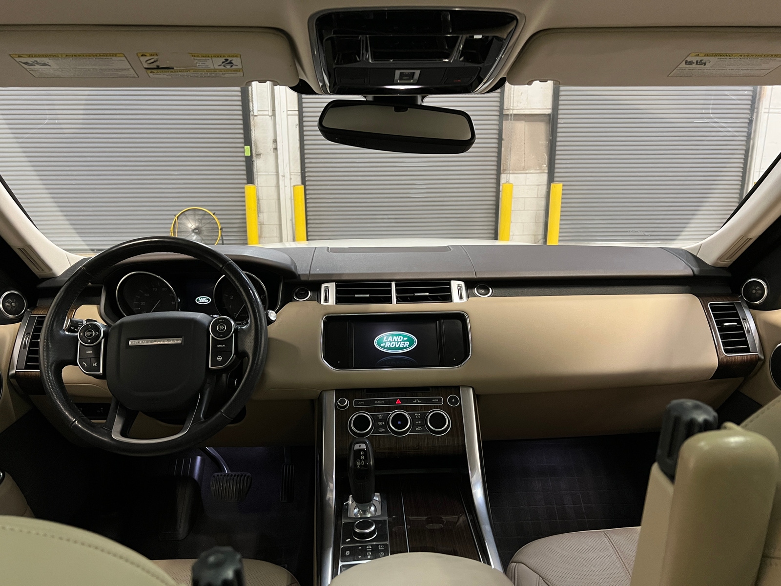 Thumbnail: 2015 Land Rover Range Rover Sport - 2