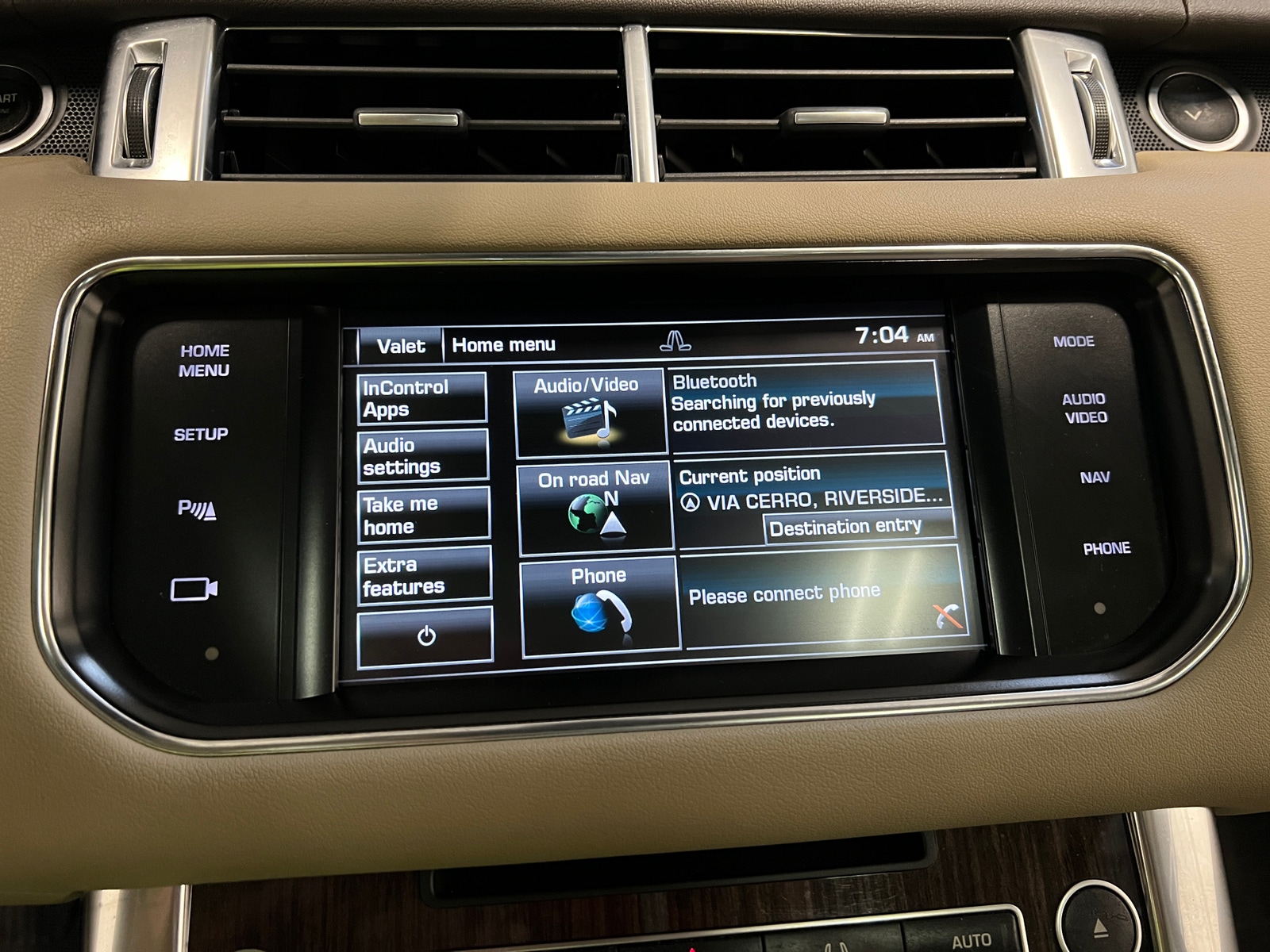 Thumbnail: 2015 Land Rover Range Rover Sport - 3