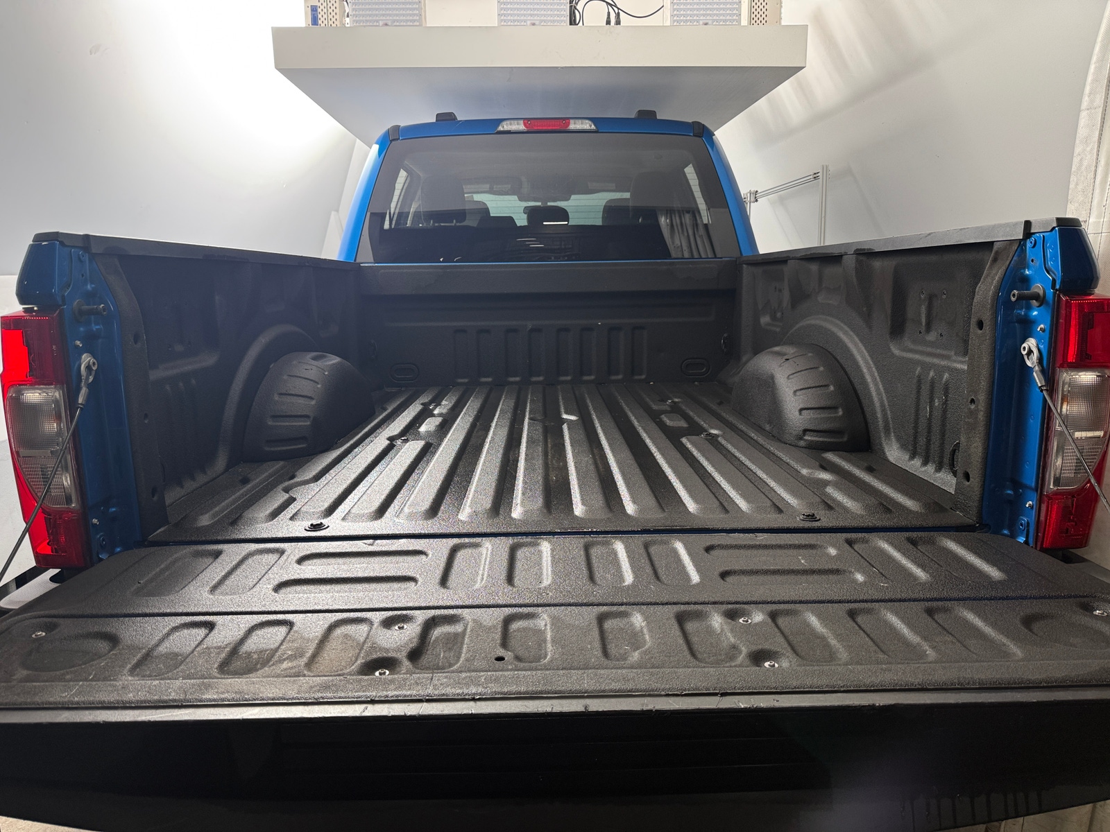 Thumbnail: 2020 Ford Econoline - 7