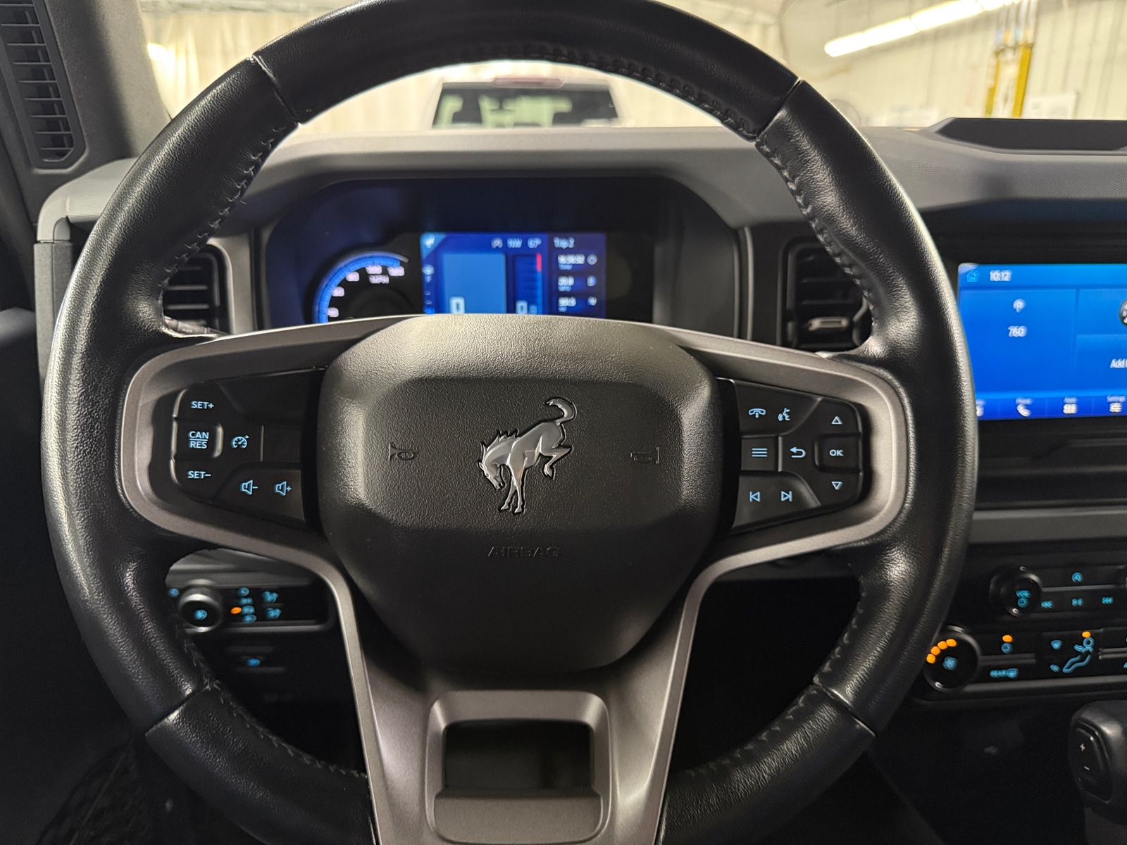 Thumbnail: 2023 Ford Bronco - 5