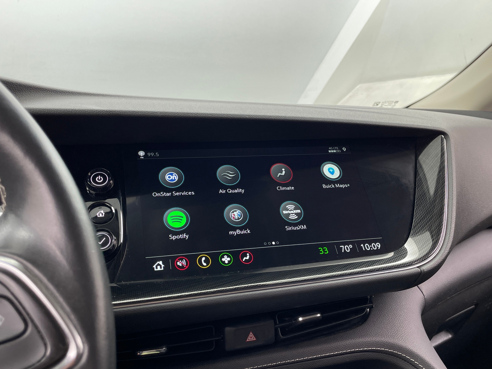 Thumbnail: 2022 Buick Envision - 3