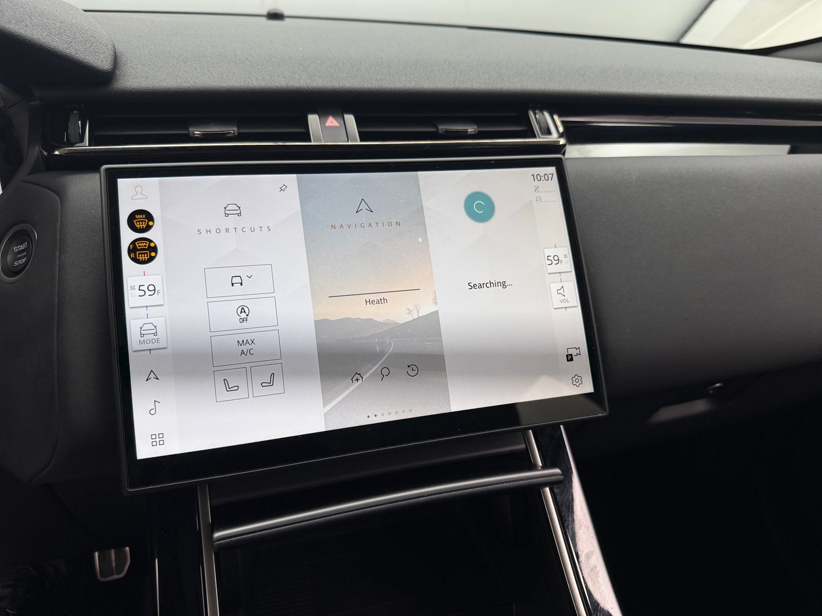 Thumbnail: 2025 Land Rover Range Rover Velar - 3