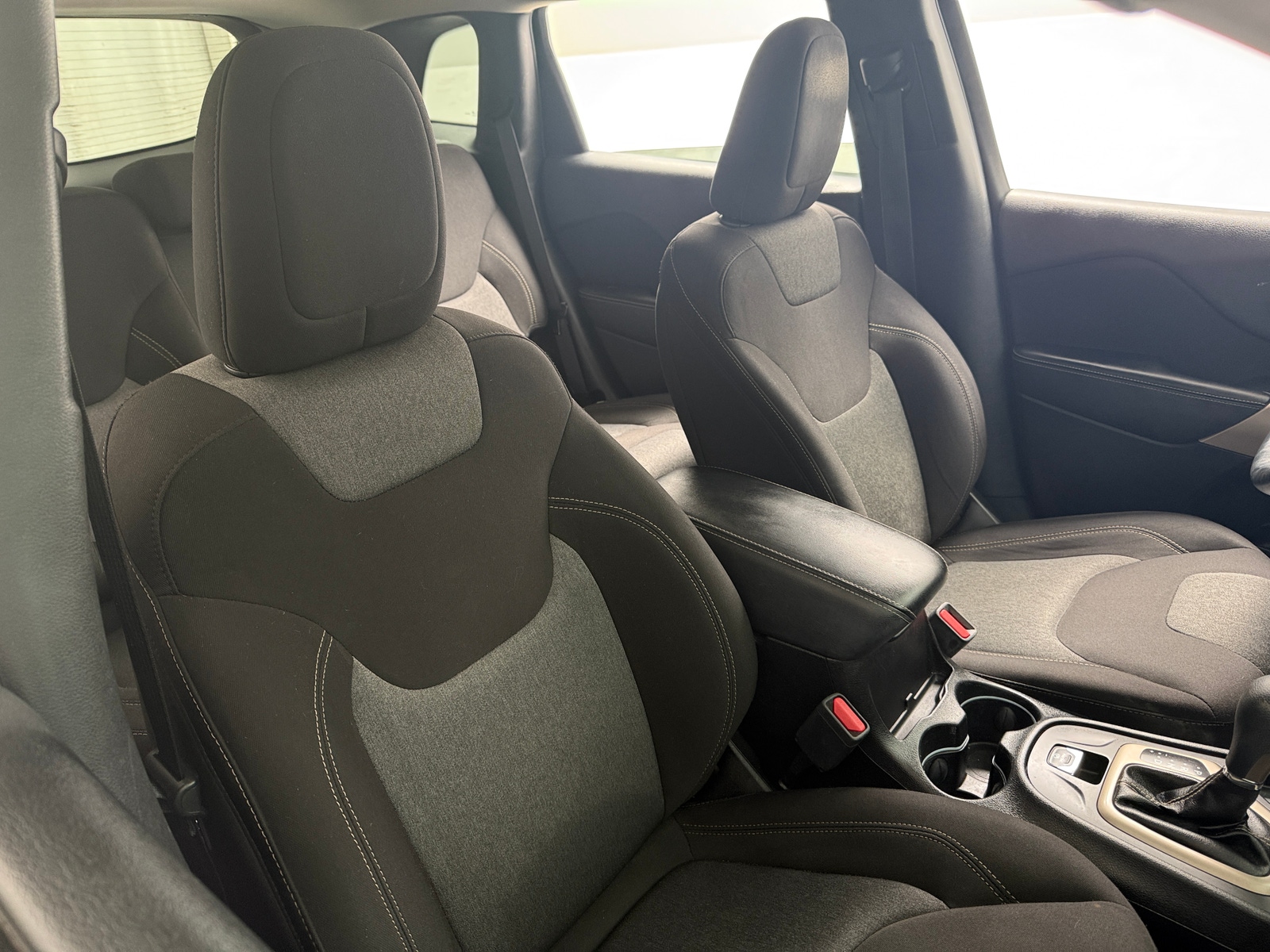 Thumbnail: 2018 Jeep Cherokee - 2